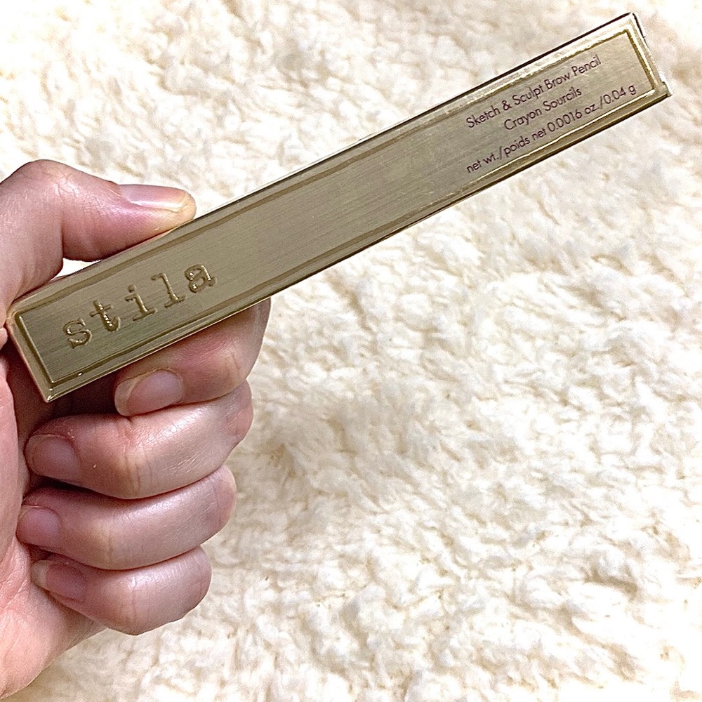 STILA brow pencil sketch & sculpt in Light